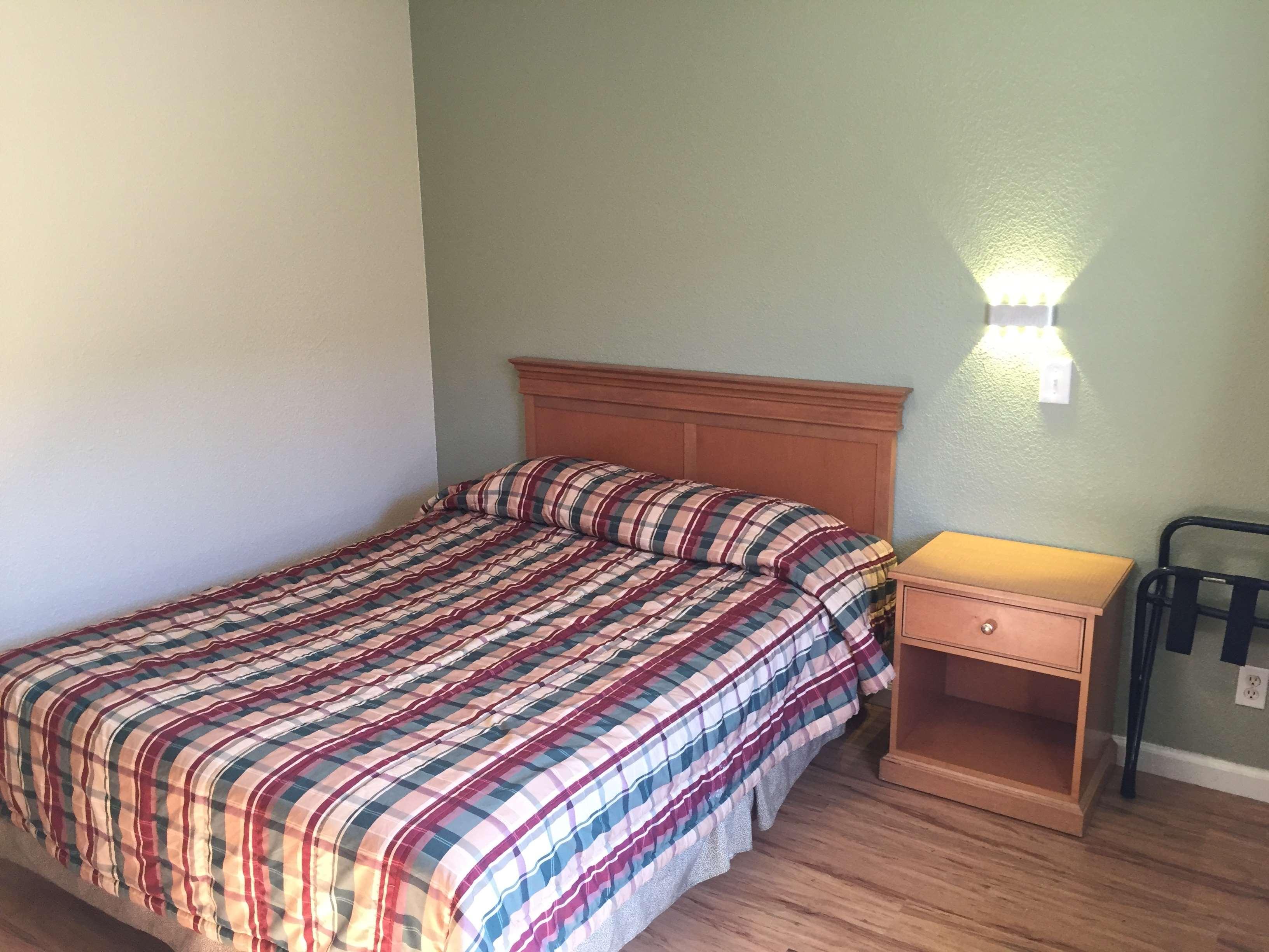 Americas Best Value Inn North Highlands Sacramento Экстерьер фото